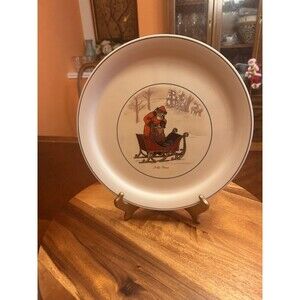 Hallmark 12 1/4 Inch Christmas Plate "Jolly Times" Santa